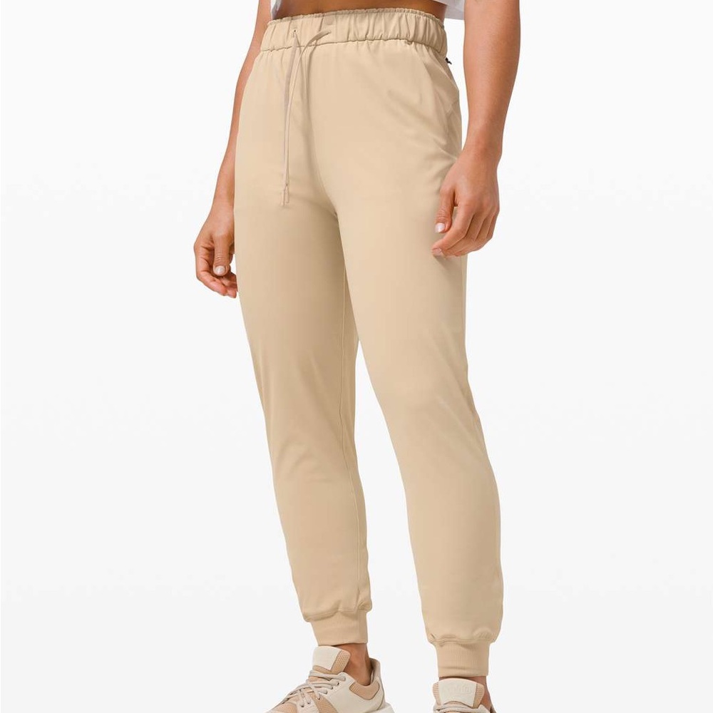 Lululemon stretch high rise joggers - sold out colour trench